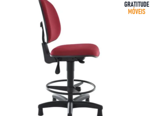 Cadeira Executiva Giratória com Sapatas